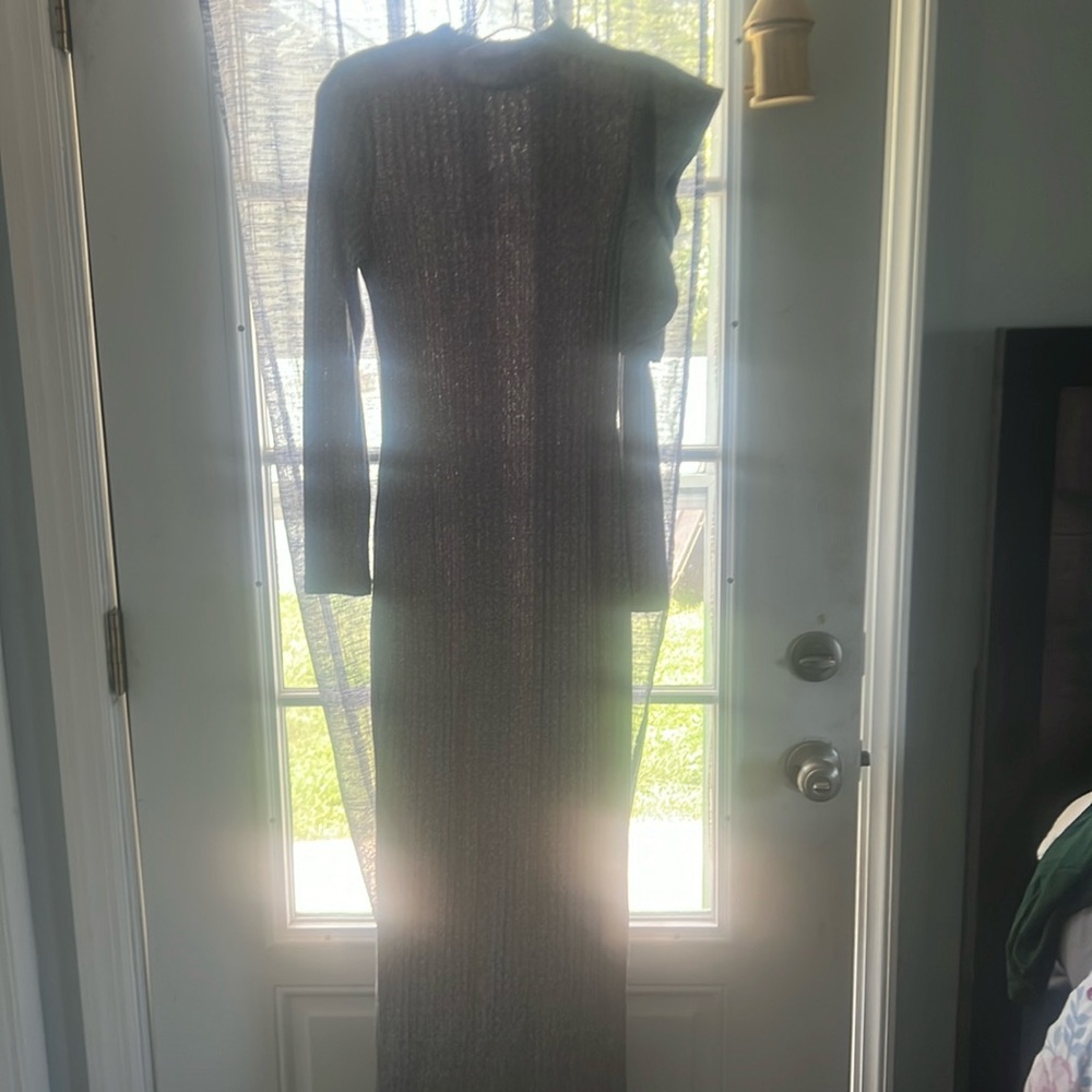 Women’s dress